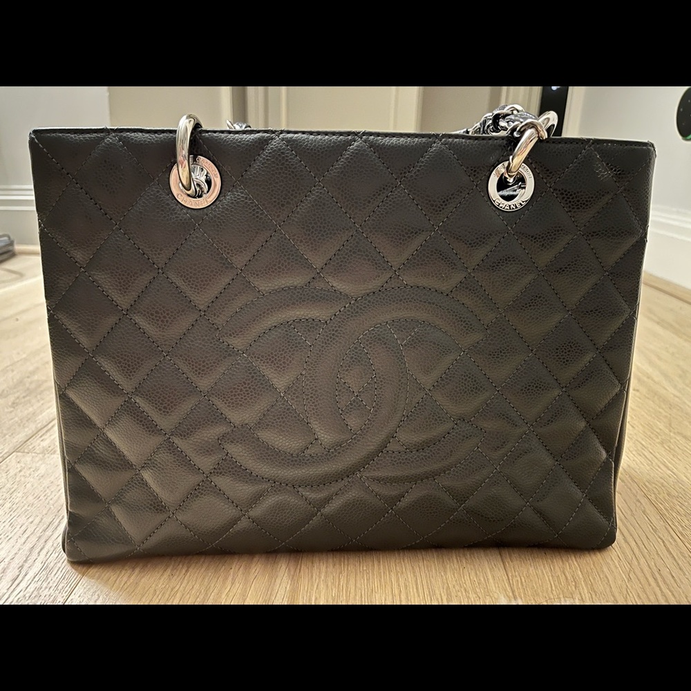 Chanel Caviar Quilted XL Grand Shopping
Tote GST Black